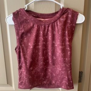 Cute and comfy workout crop top